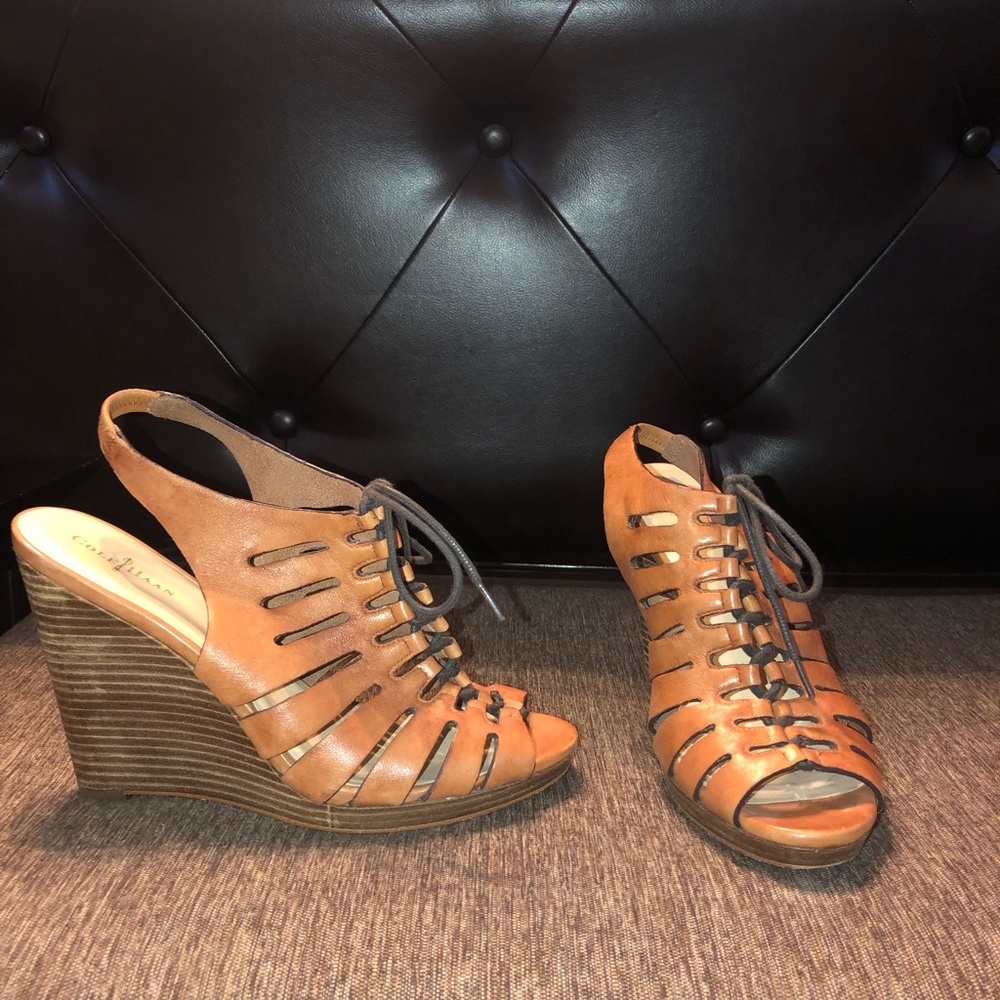Cole Hana wedge (like new)